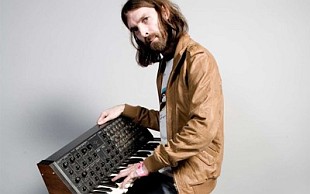 Breakbot Feat. Irfane - Baby I'm Yours