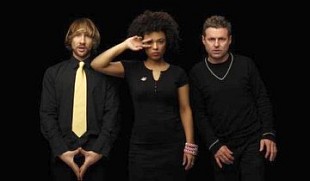 sneaky_sound_system_ufo sneaky_sound_system_ufo